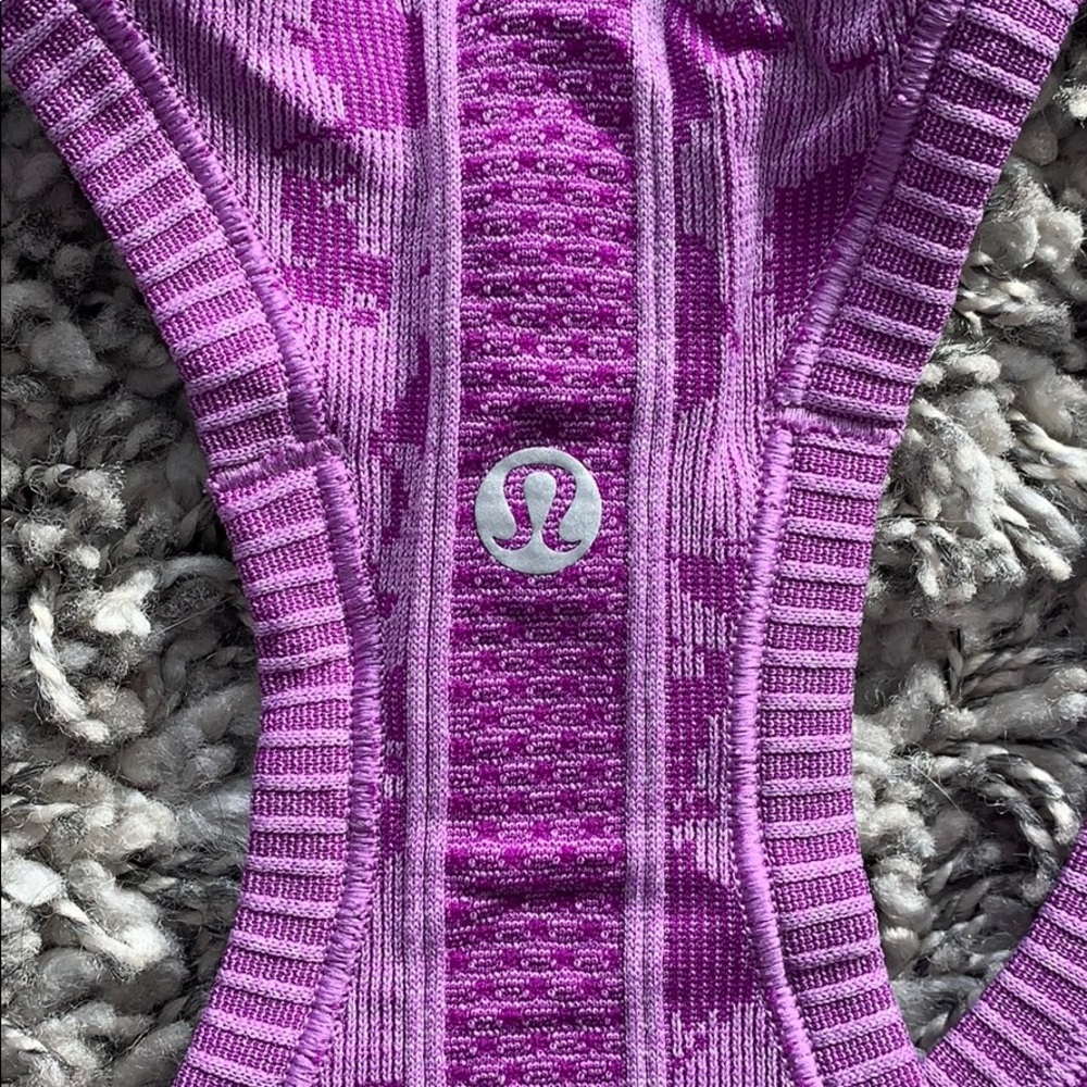 Lululemon tank - Picture 4 of 4